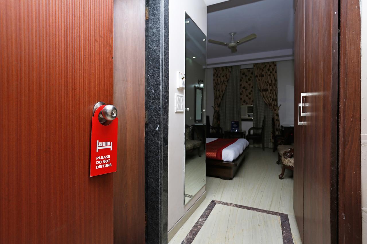 Oyo 5401 Hotel Mid Town Nueva Delhi Exterior foto
